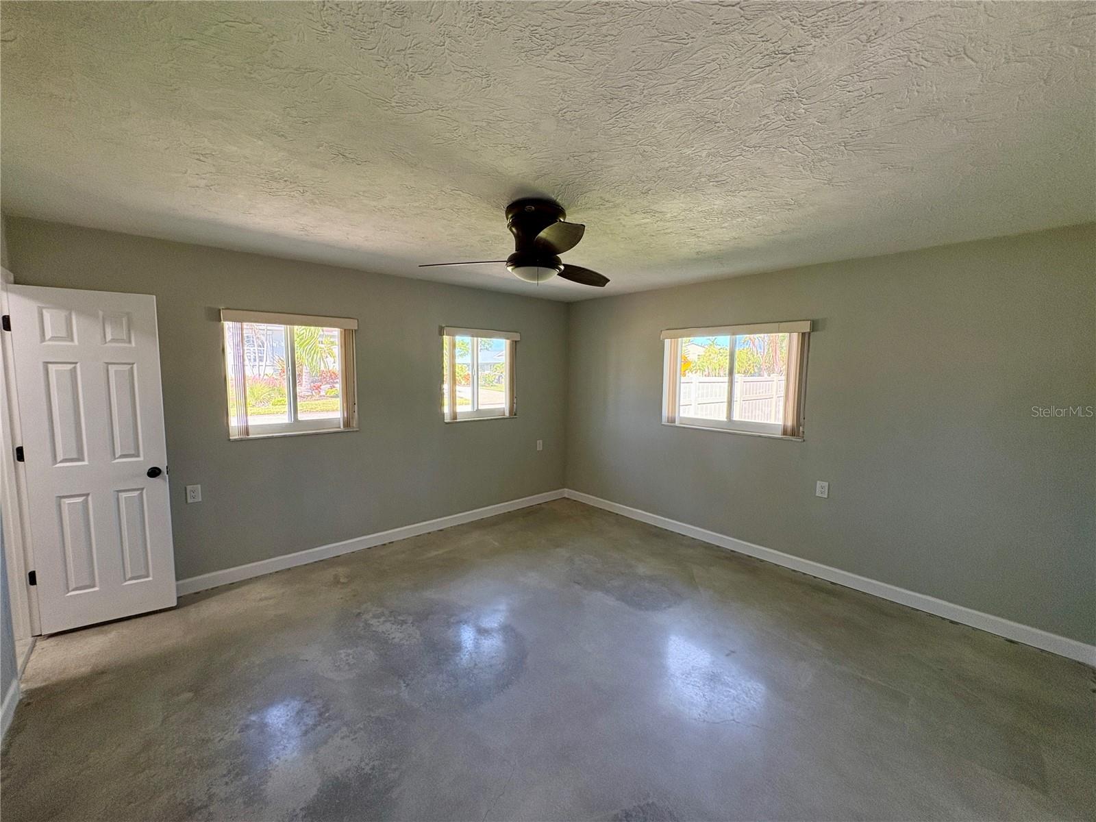 Image 12 of 27 For 4342 Pompano Lane