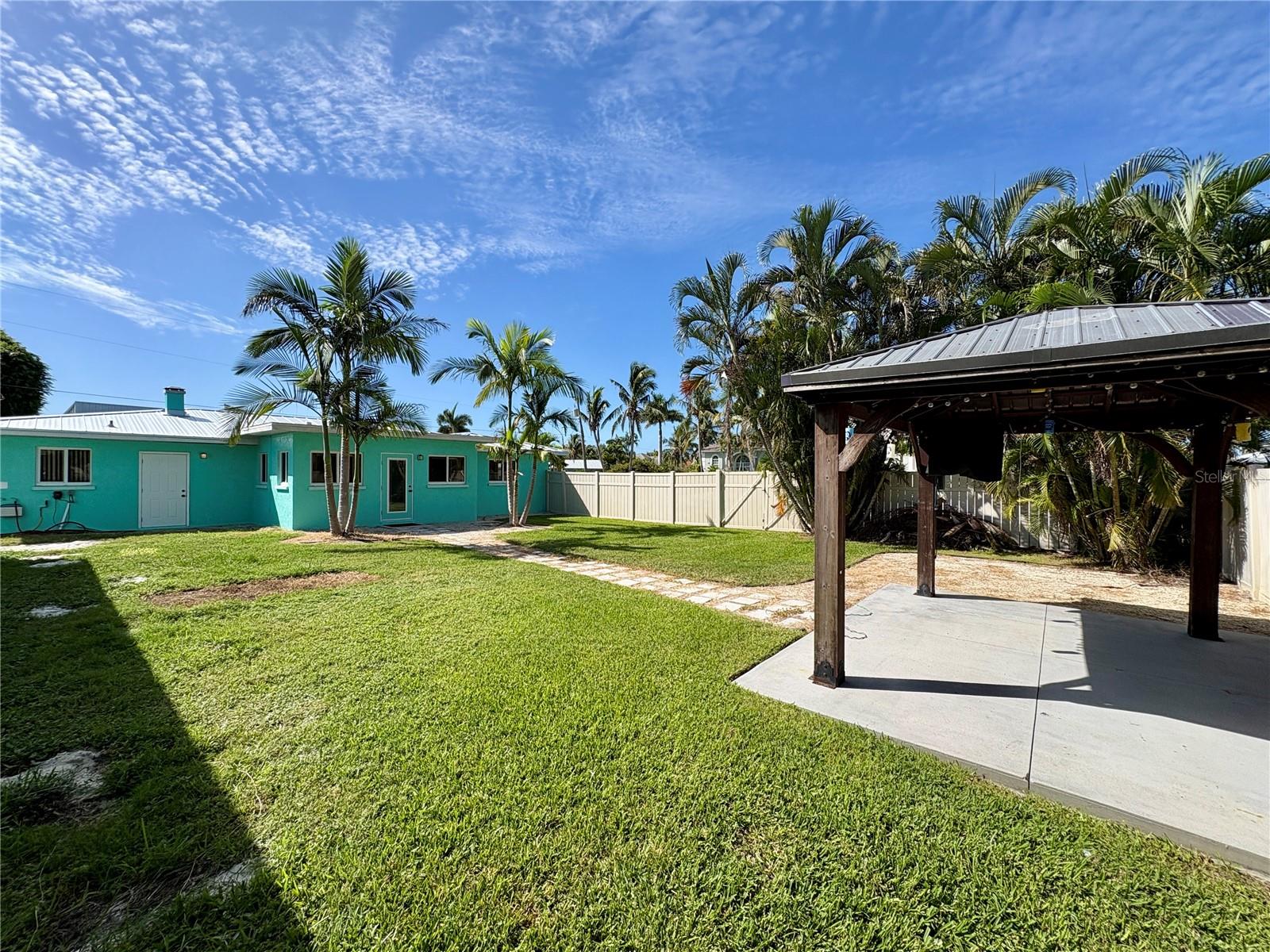 Image 23 of 27 For 4342 Pompano Lane