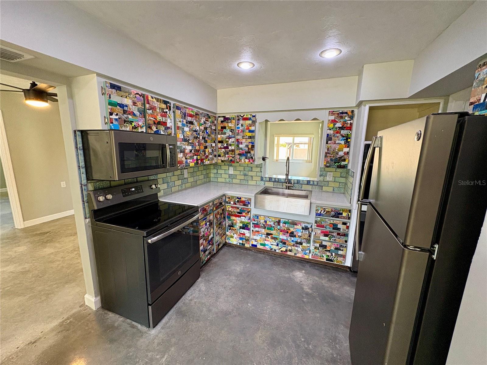 Image 6 of 27 For 4342 Pompano Lane