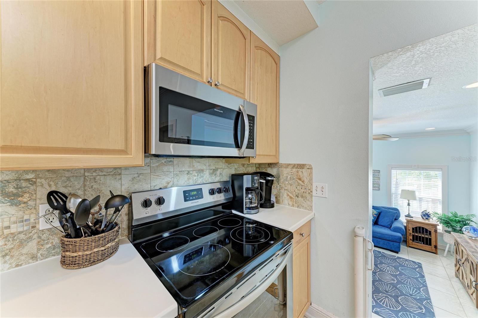 Image 18 of 56 For 4003 5th Avenue