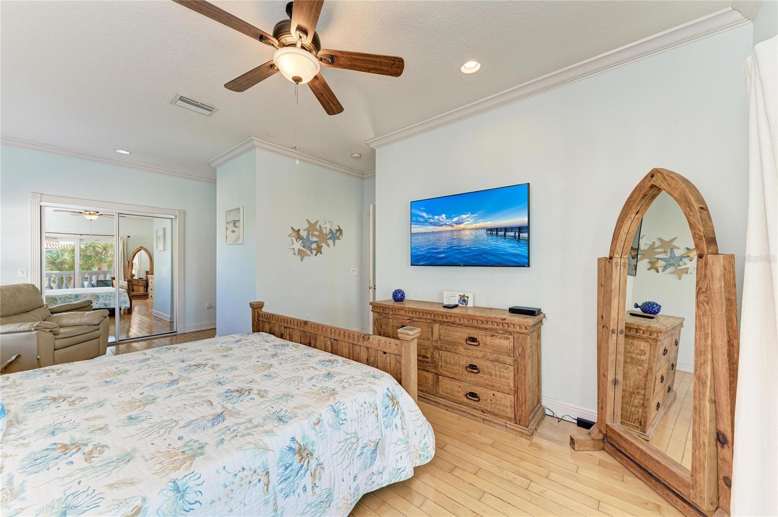 Image 32 of 56 For 4003 5th Avenue