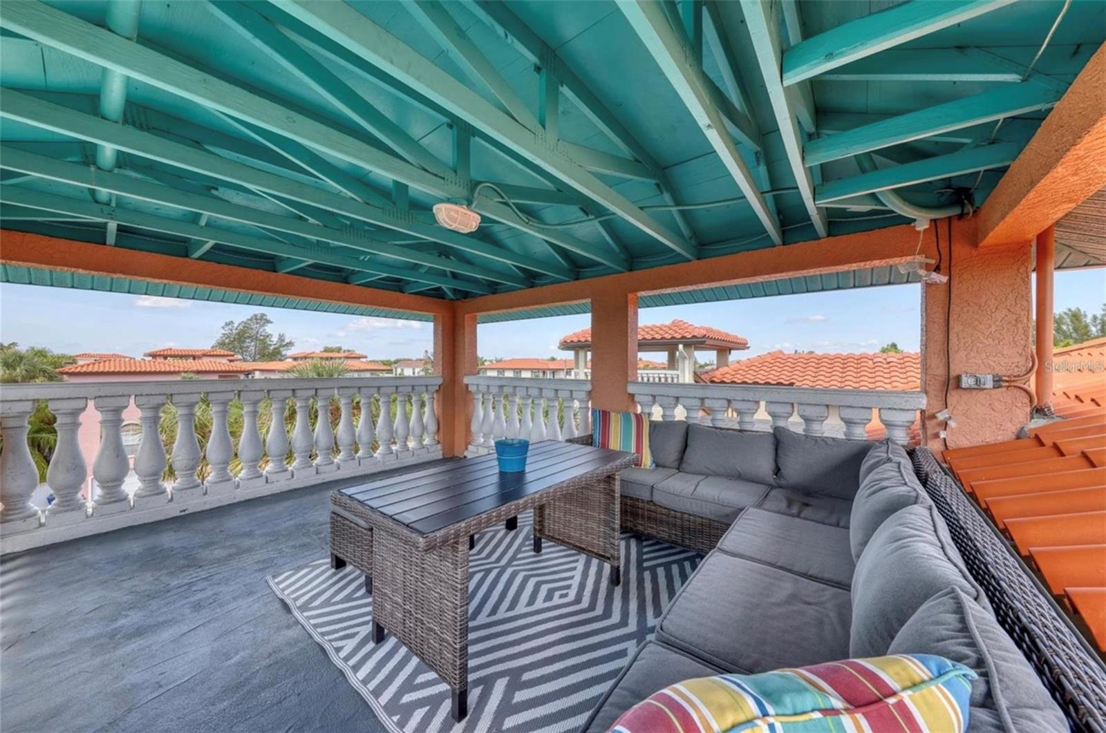 Image 42 of 56 For 4003 5th Avenue