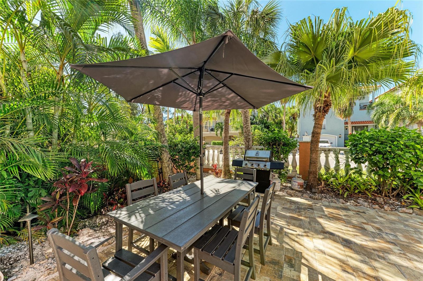 Image 49 of 56 For 4003 5th Avenue