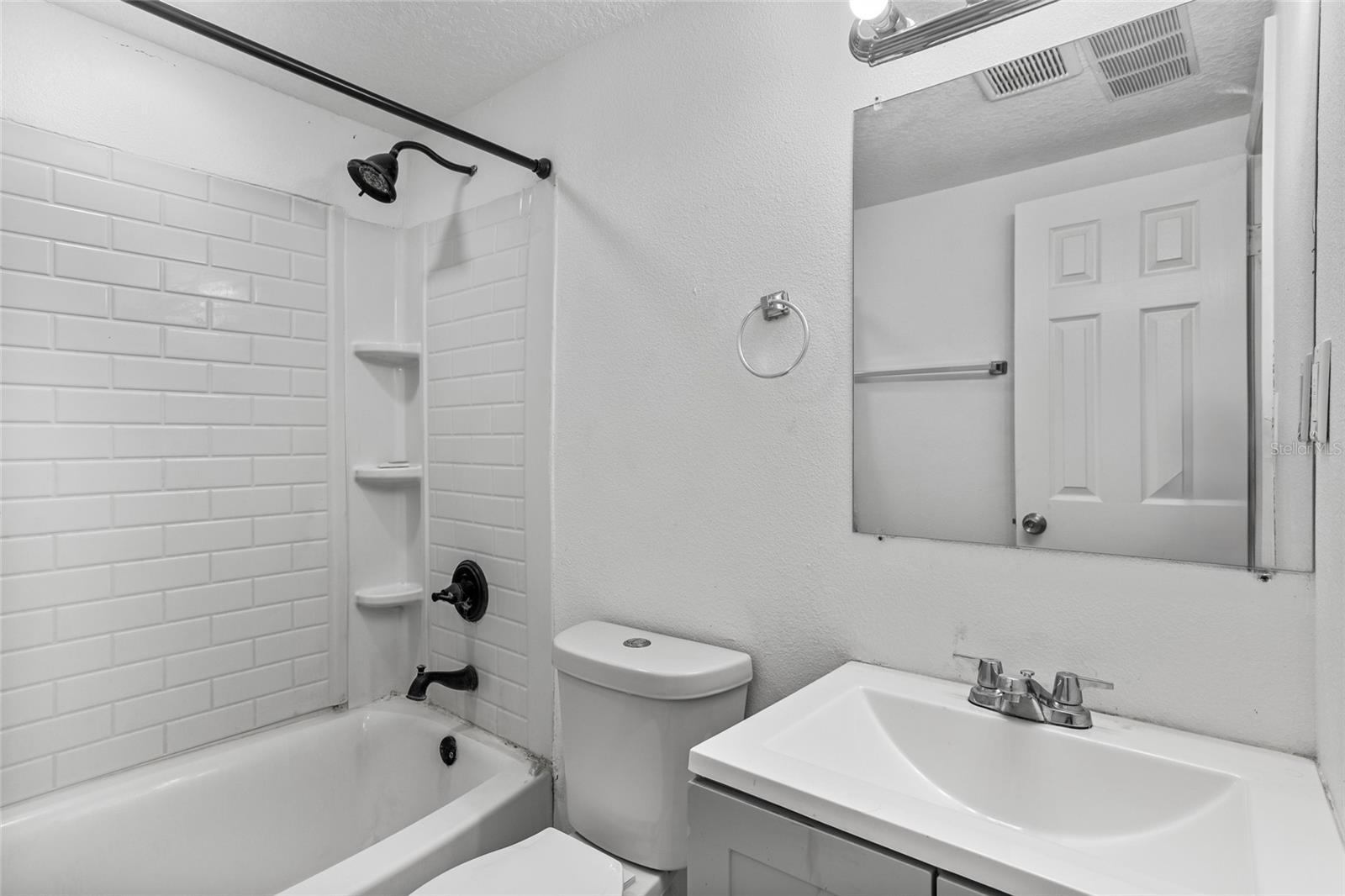 Image 15 of 39 For 1201 1st Street