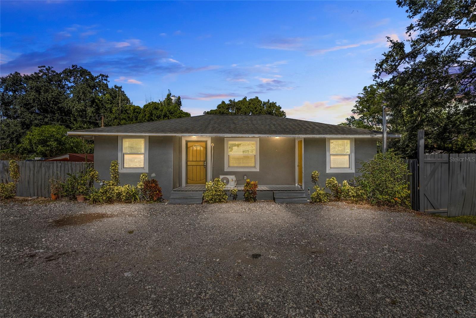 Image 4 of 39 For 1201 1st Street