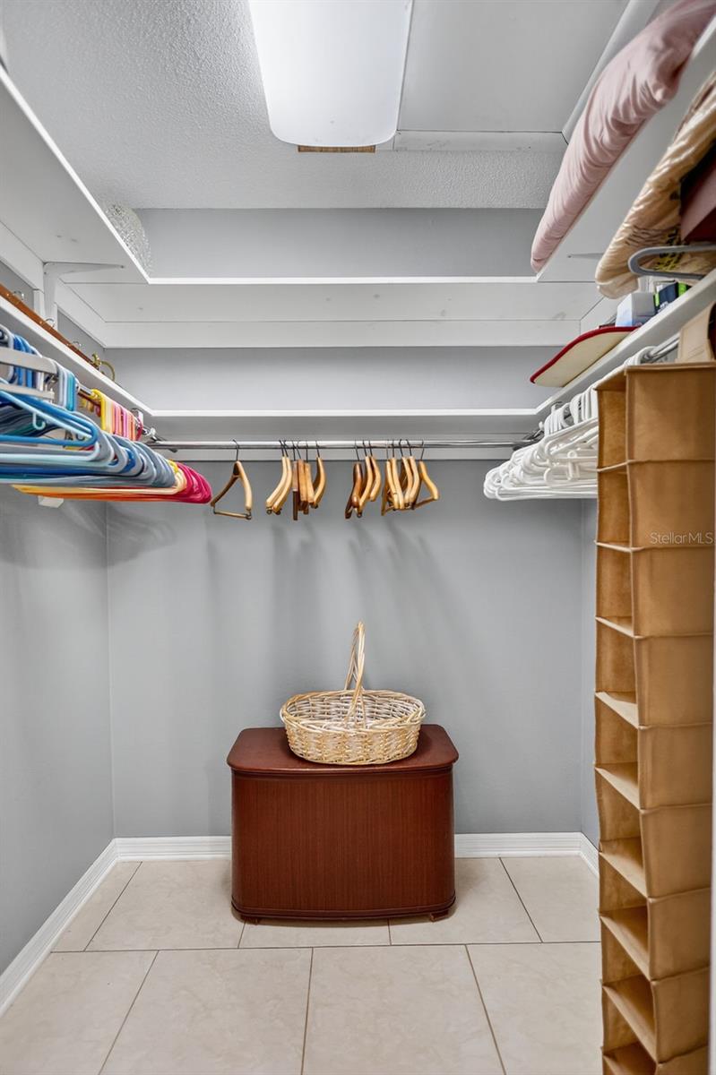 Image 22 of 42 For 14 Strathmore Boulevard 14