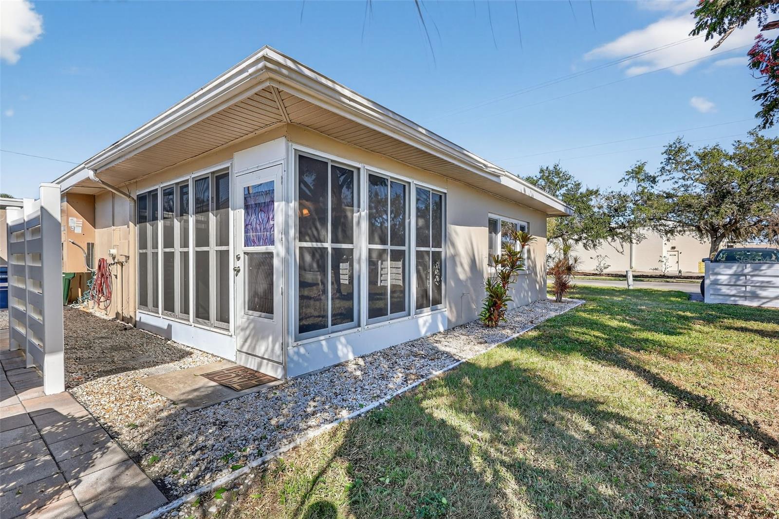 Image 29 of 42 For 14 Strathmore Boulevard 14