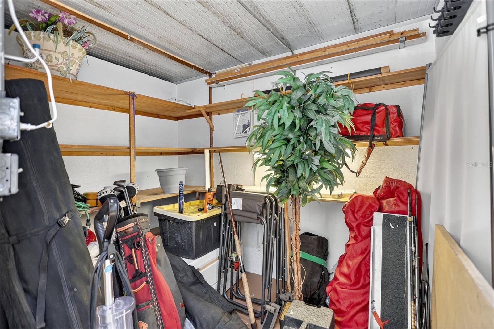 Image 33 of 42 For 14 Strathmore Boulevard 14