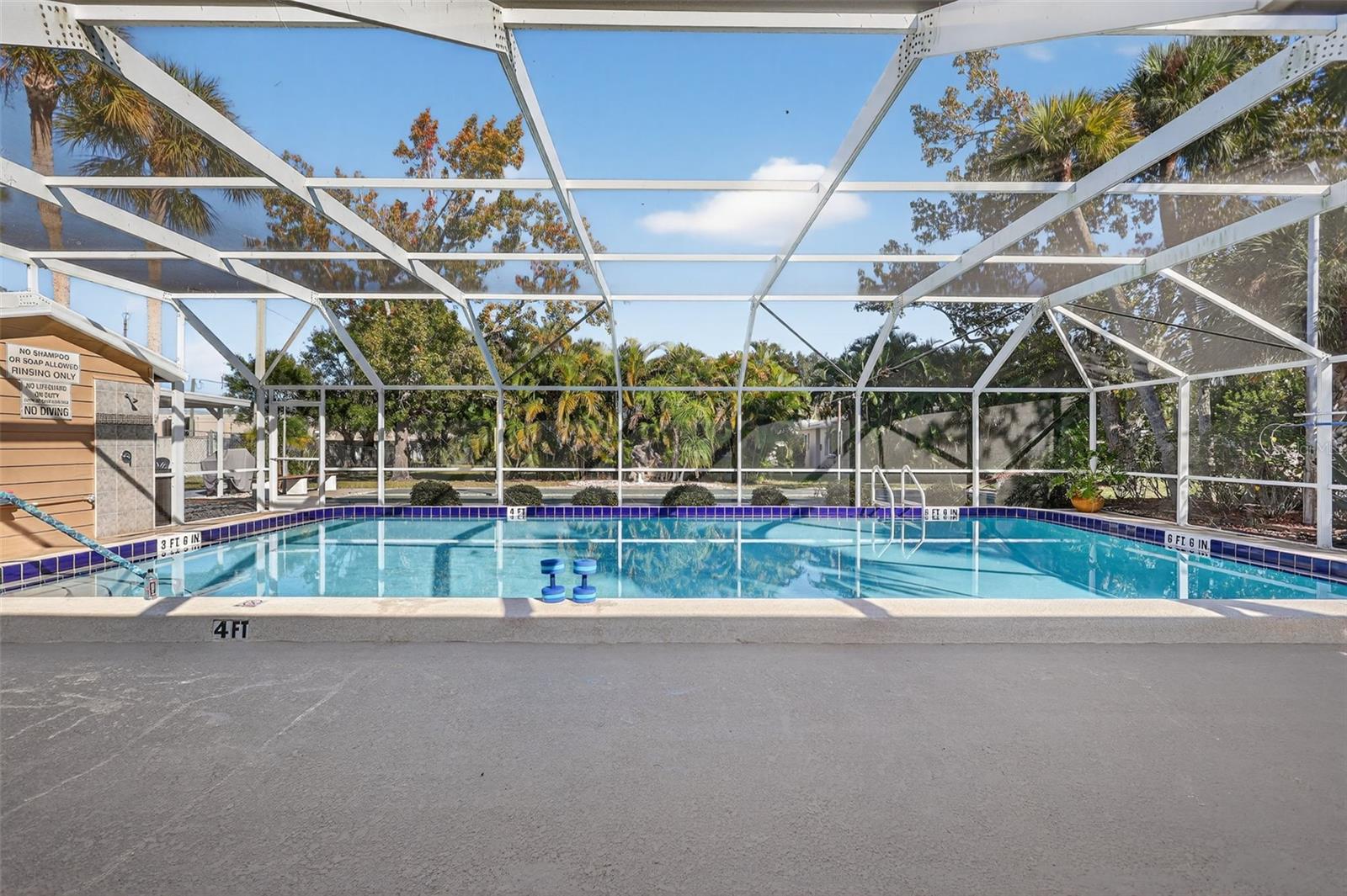 Image 38 of 42 For 14 Strathmore Boulevard 14