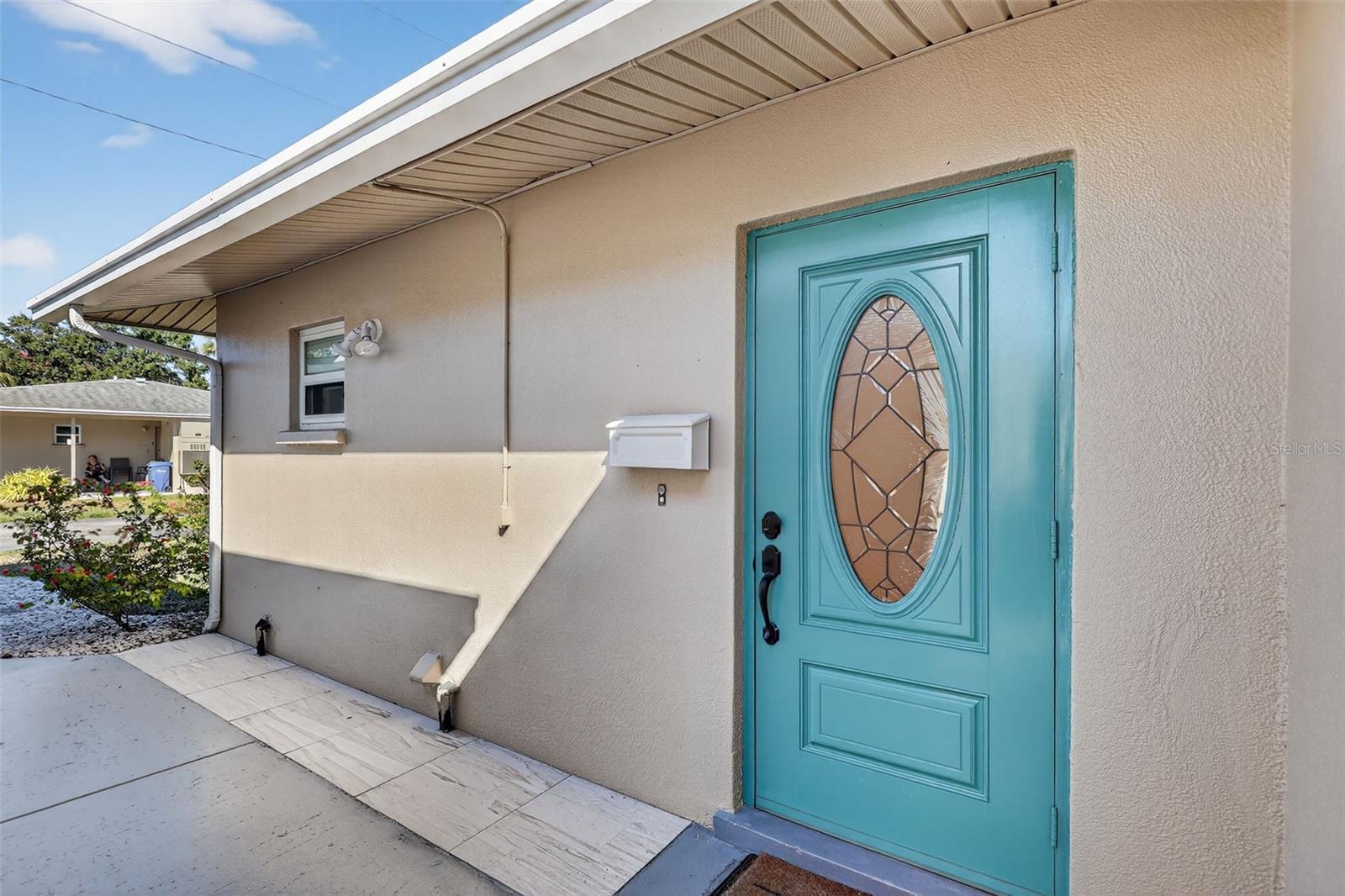 Image 4 of 42 For 14 Strathmore Boulevard 14