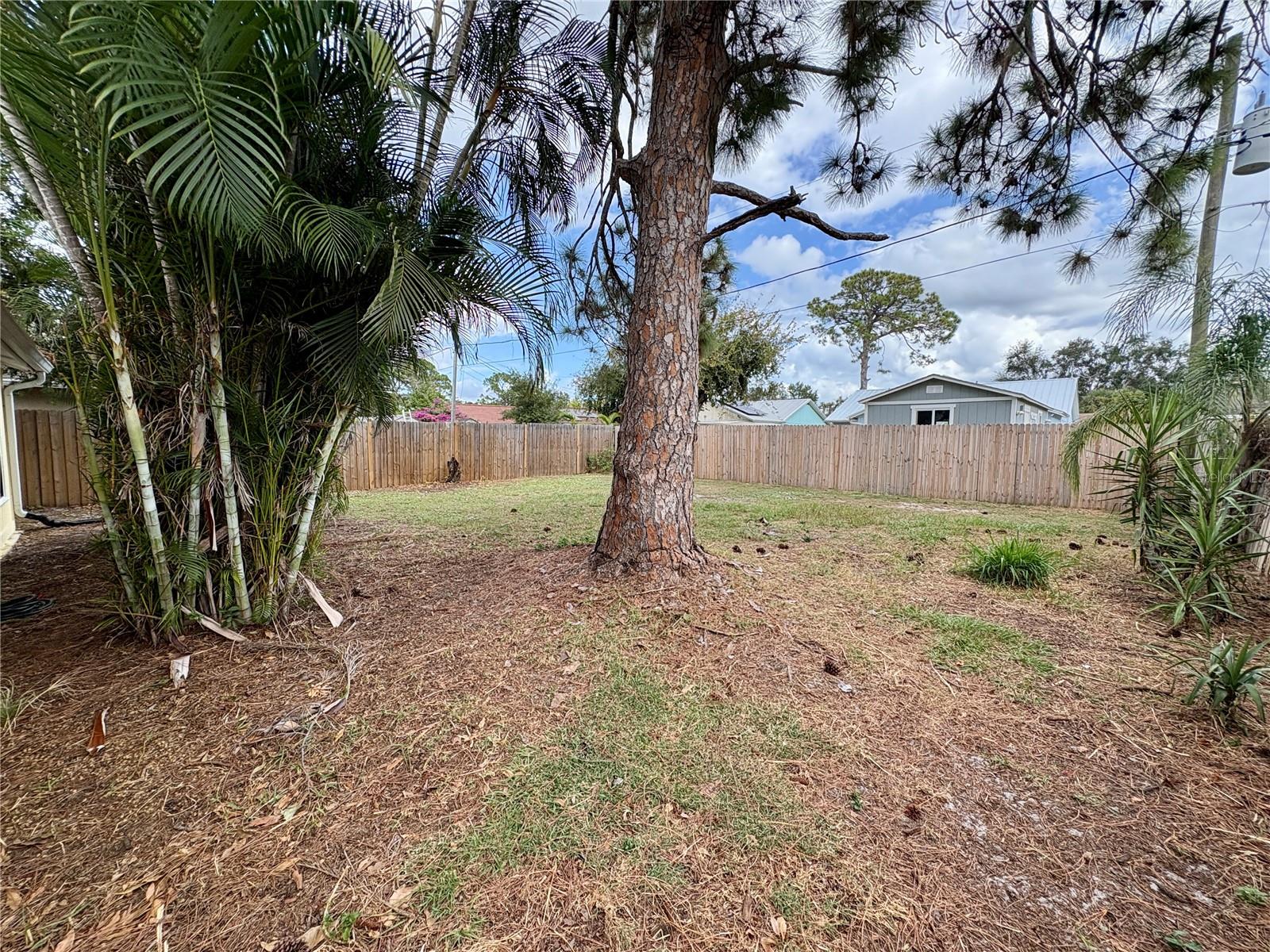 Image 18 of 23 For 1314 Brink Avenue