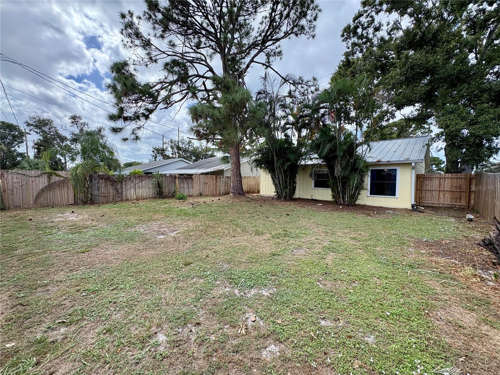 Image 20 of 23 For 1314 Brink Avenue