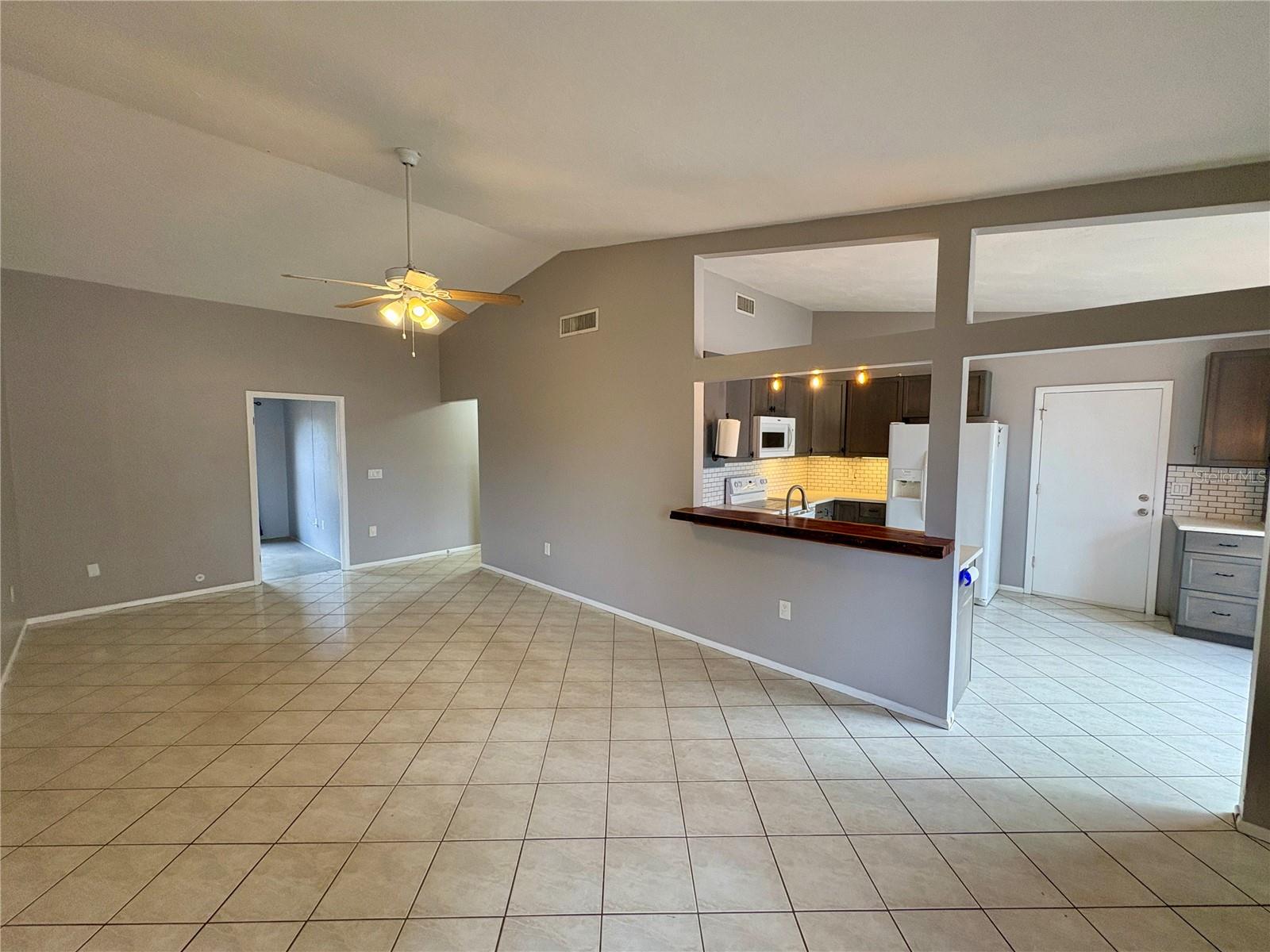 Image 3 of 23 For 1314 Brink Avenue