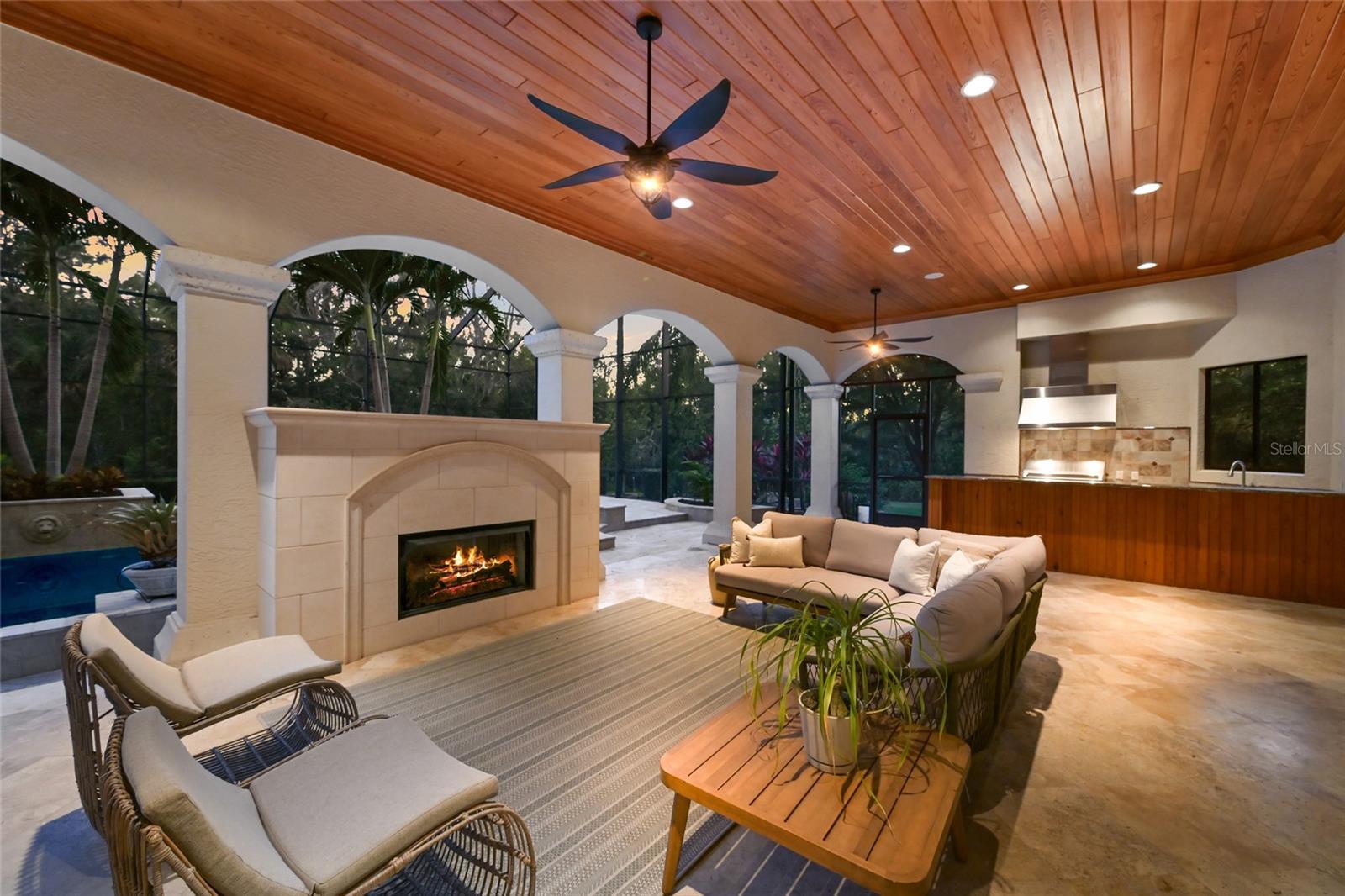 Image 26 of 75 For 7216 Pasadena Glen