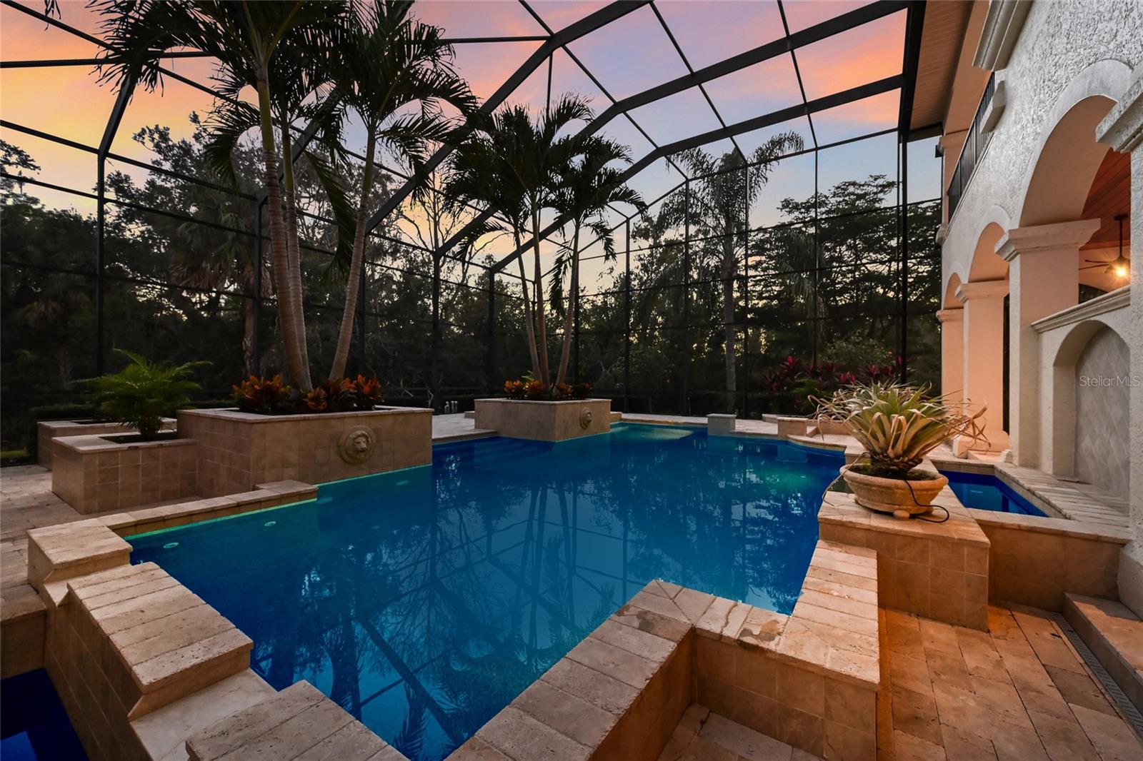 Image 39 of 75 For 7216 Pasadena Glen