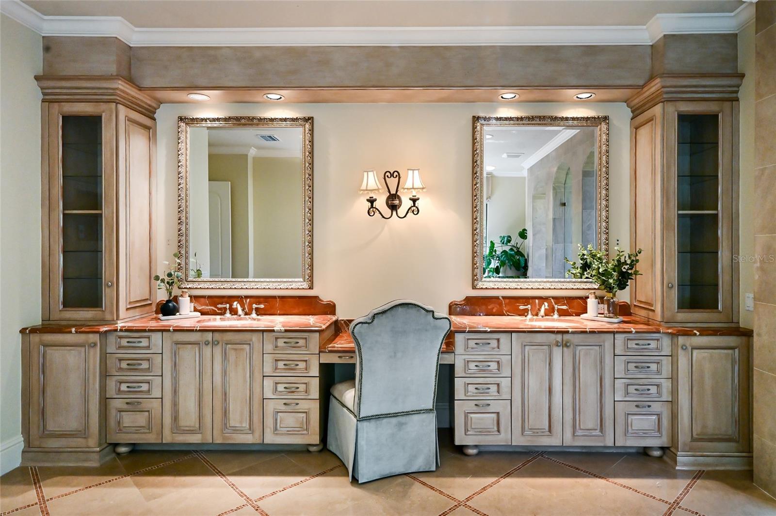 Image 49 of 75 For 7216 Pasadena Glen