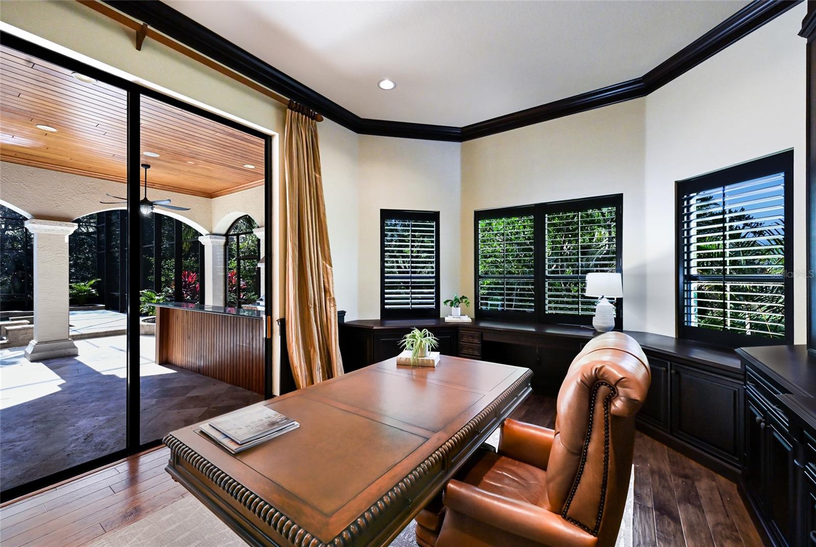 Image 57 of 75 For 7216 Pasadena Glen