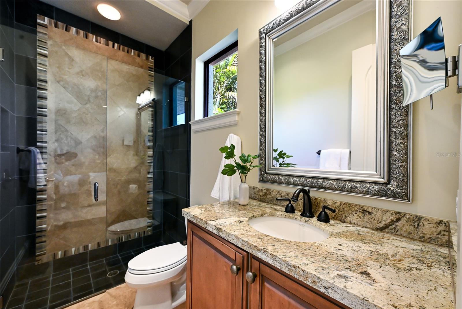 Image 63 of 75 For 7216 Pasadena Glen