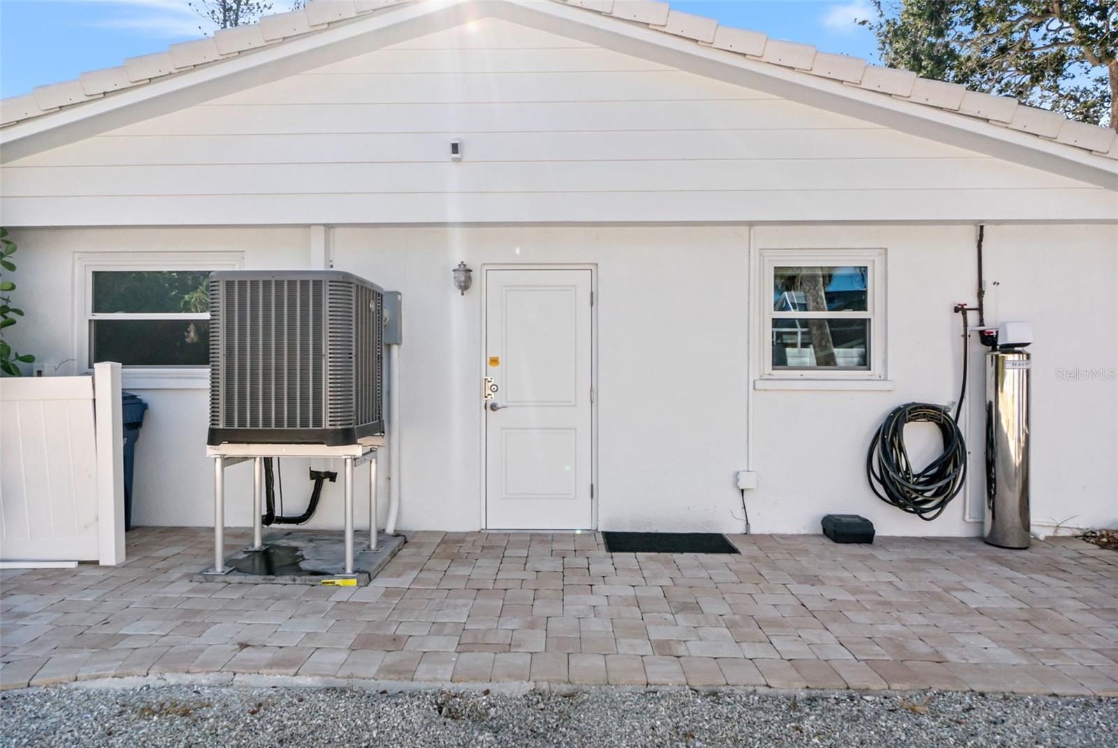 Image 51 of 69 For 630 Venice Lane