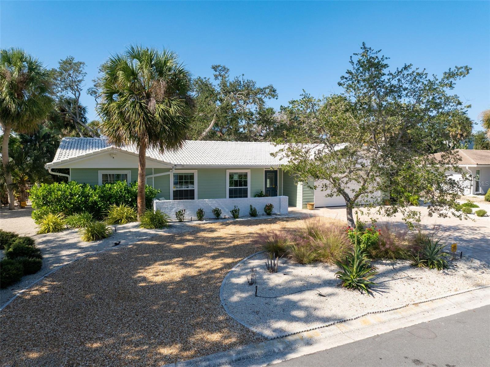 Image 53 of 69 For 630 Venice Lane