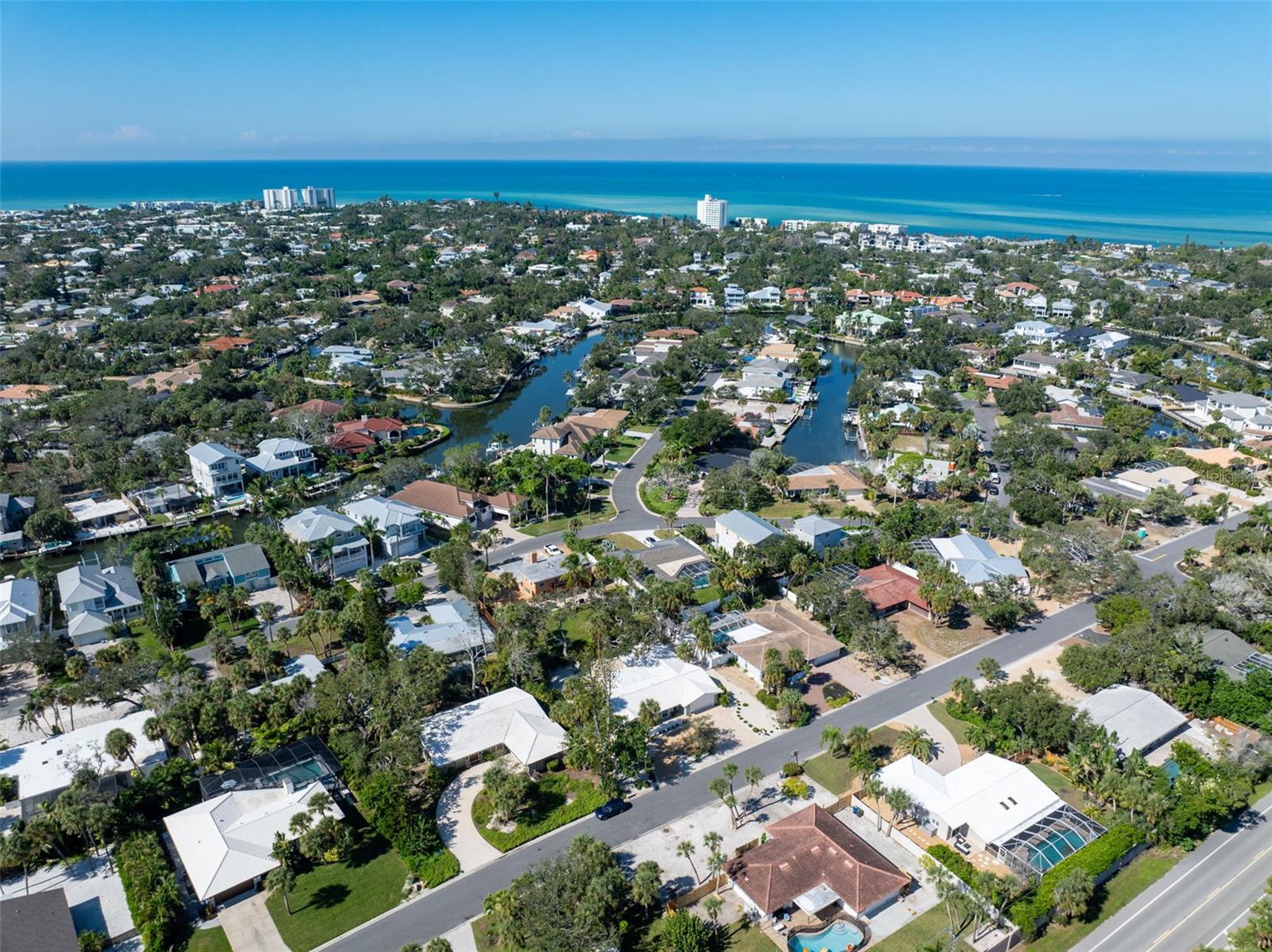 Image 65 of 69 For 630 Venice Lane