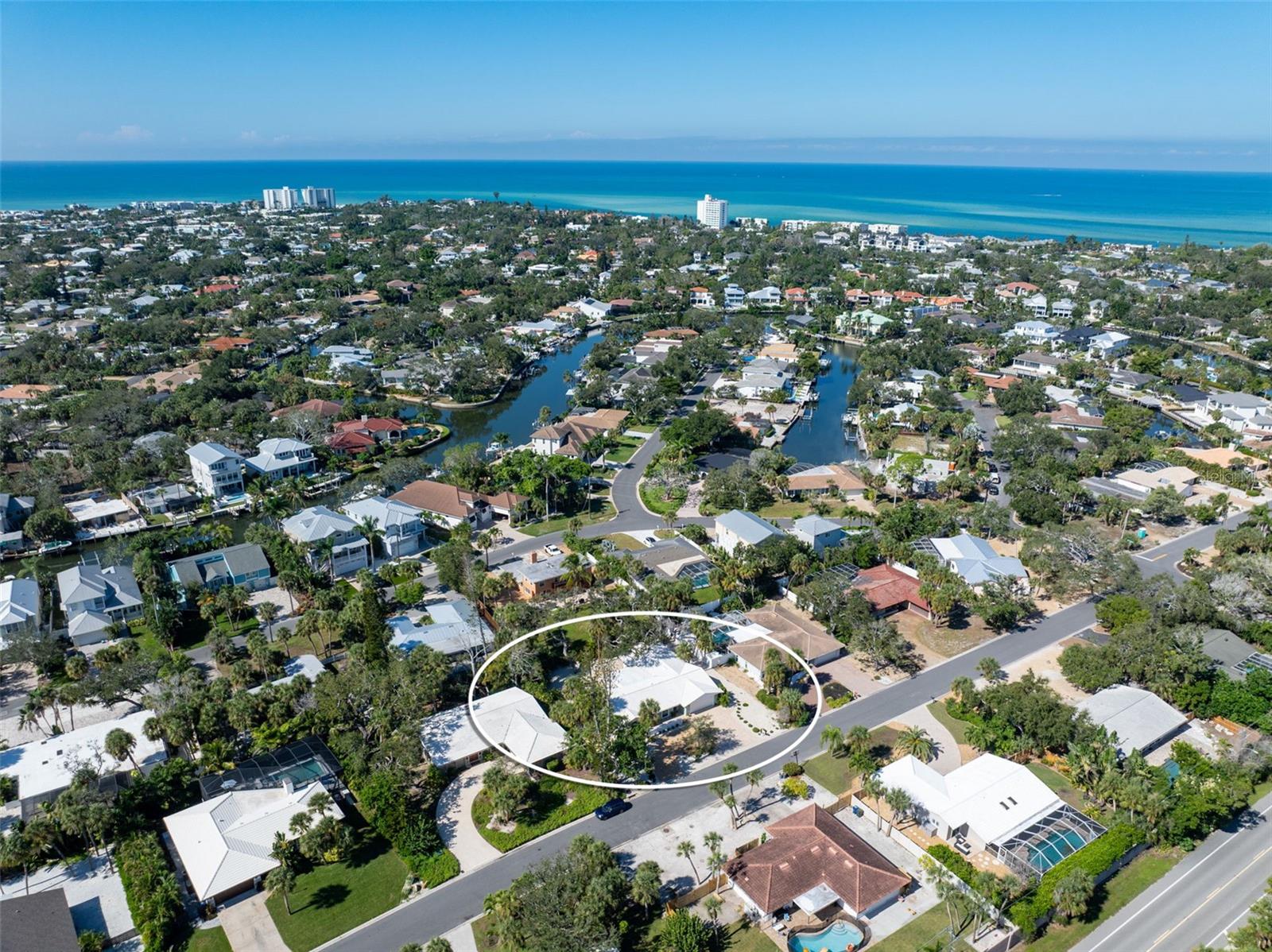 Image 66 of 69 For 630 Venice Lane