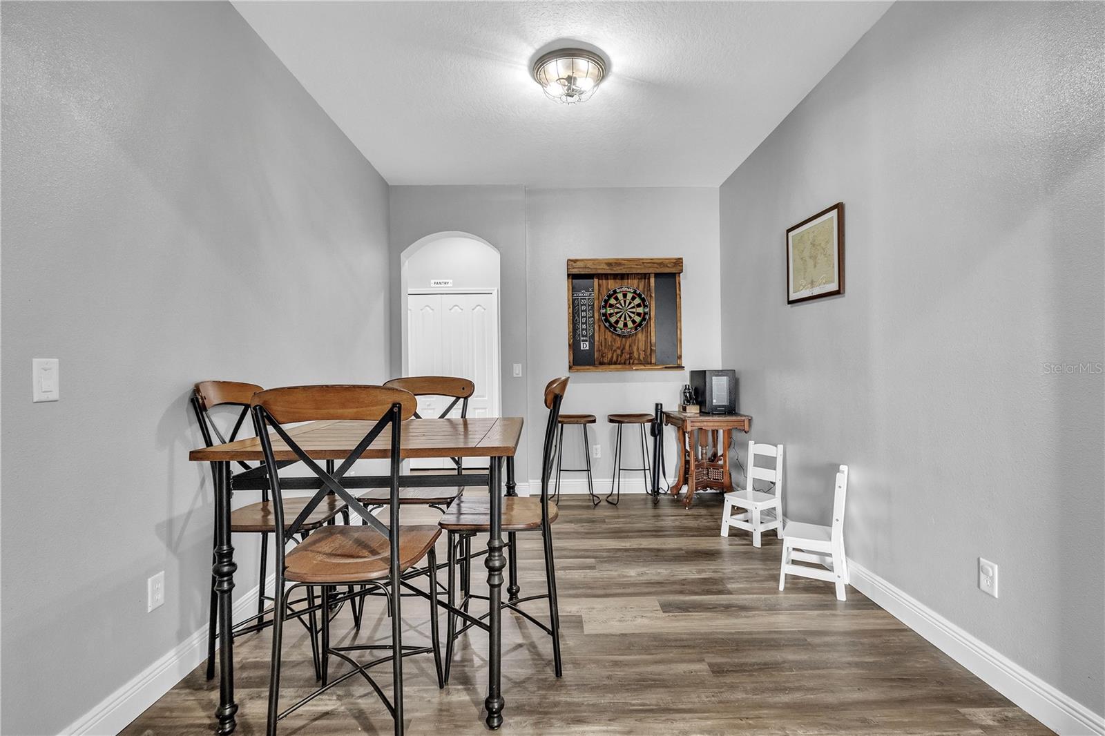 Image 11 of 67 For 714 Griffen Heights Court