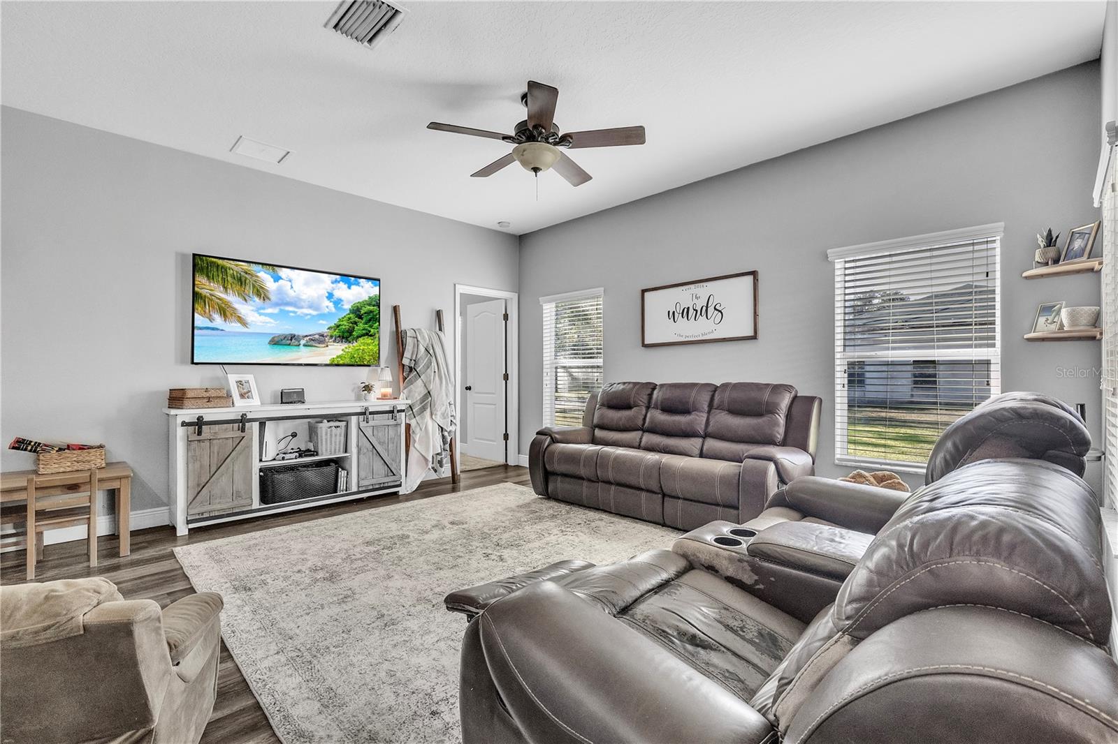 Image 17 of 67 For 714 Griffen Heights Court