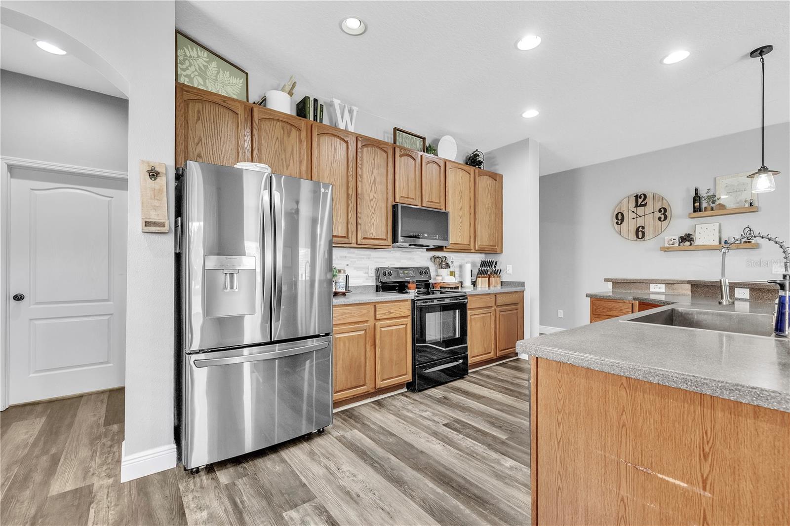 Image 24 of 67 For 714 Griffen Heights Court