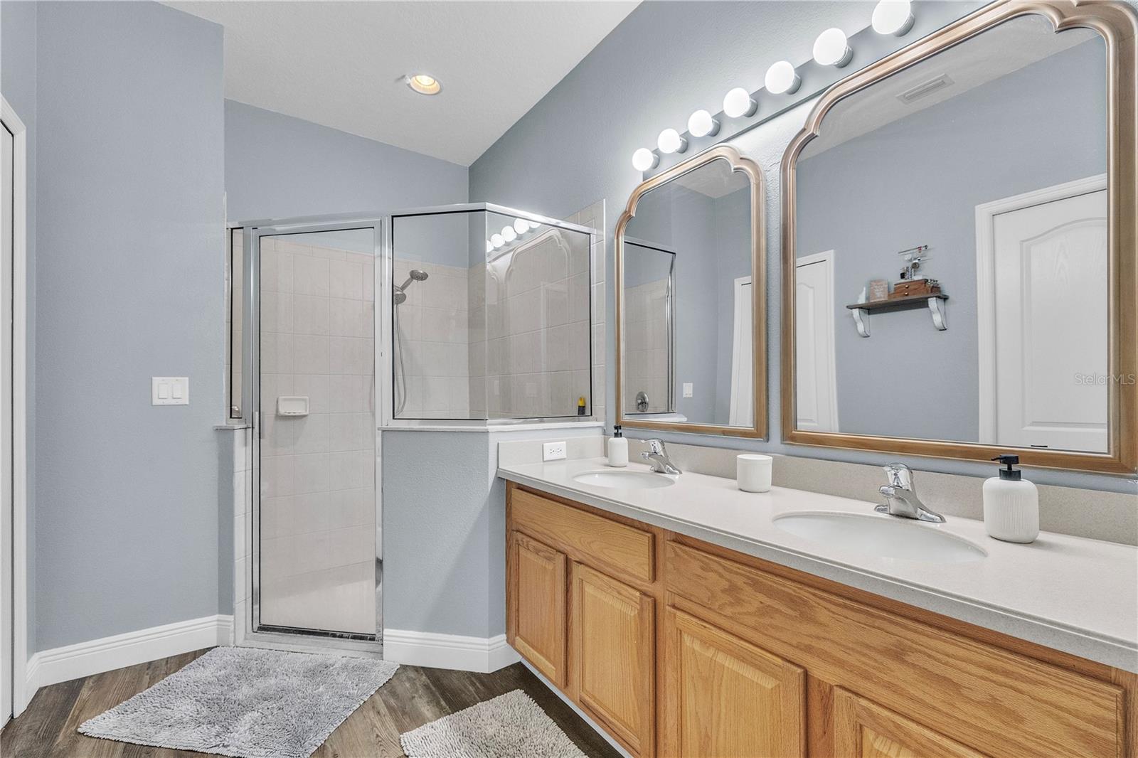 Image 32 of 67 For 714 Griffen Heights Court