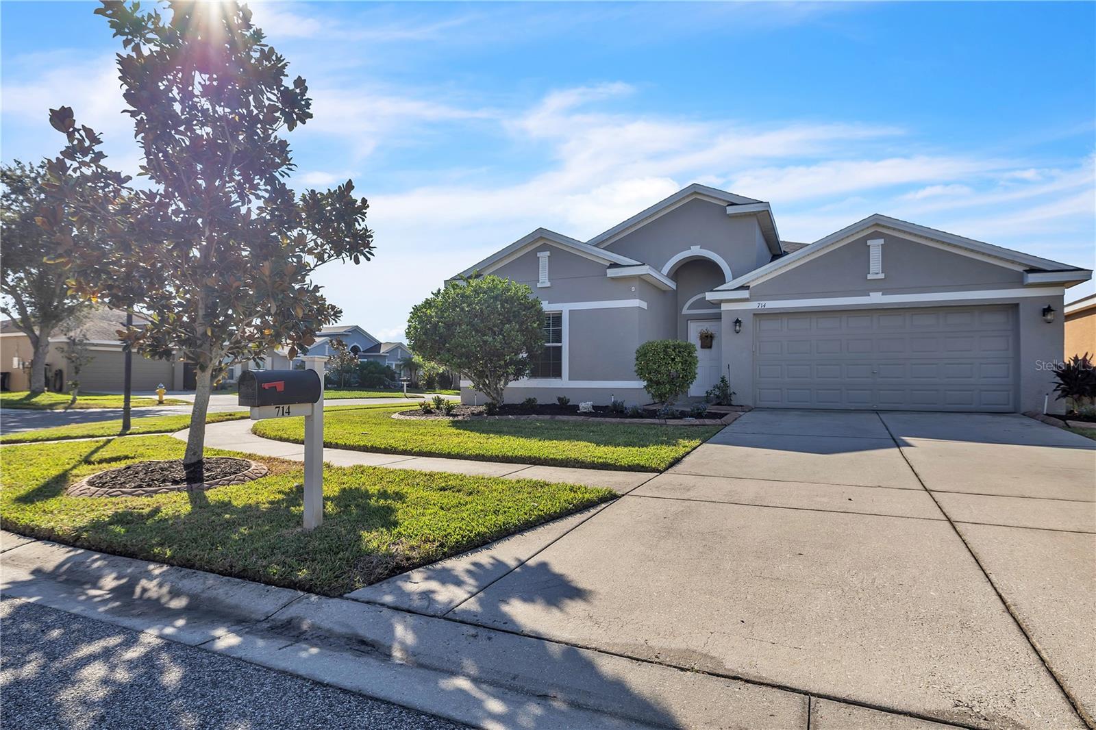 Image 4 of 67 For 714 Griffen Heights Court