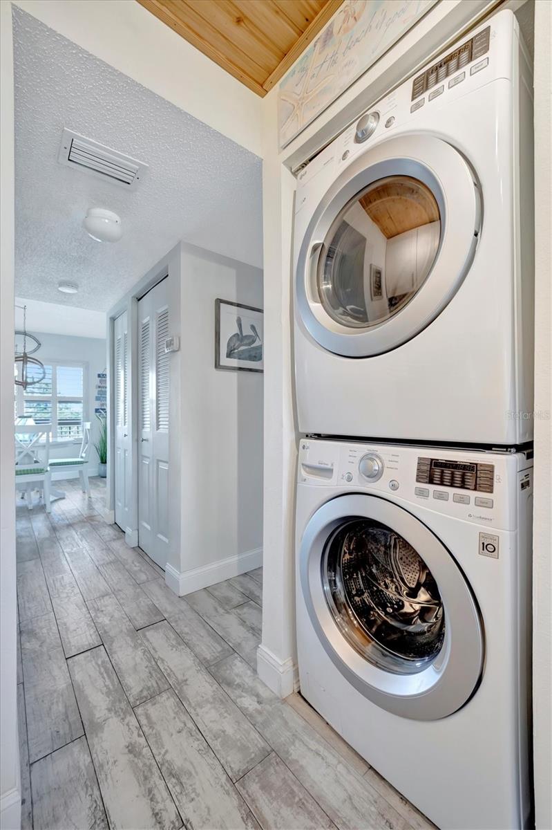 Image 22 of 33 For 625 30th Avenue W G408