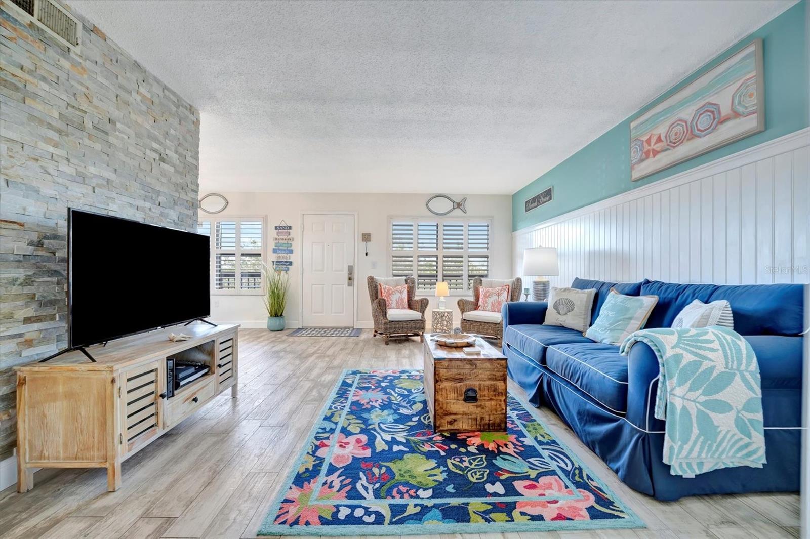 Image 5 of 33 For 625 30th Avenue W G408