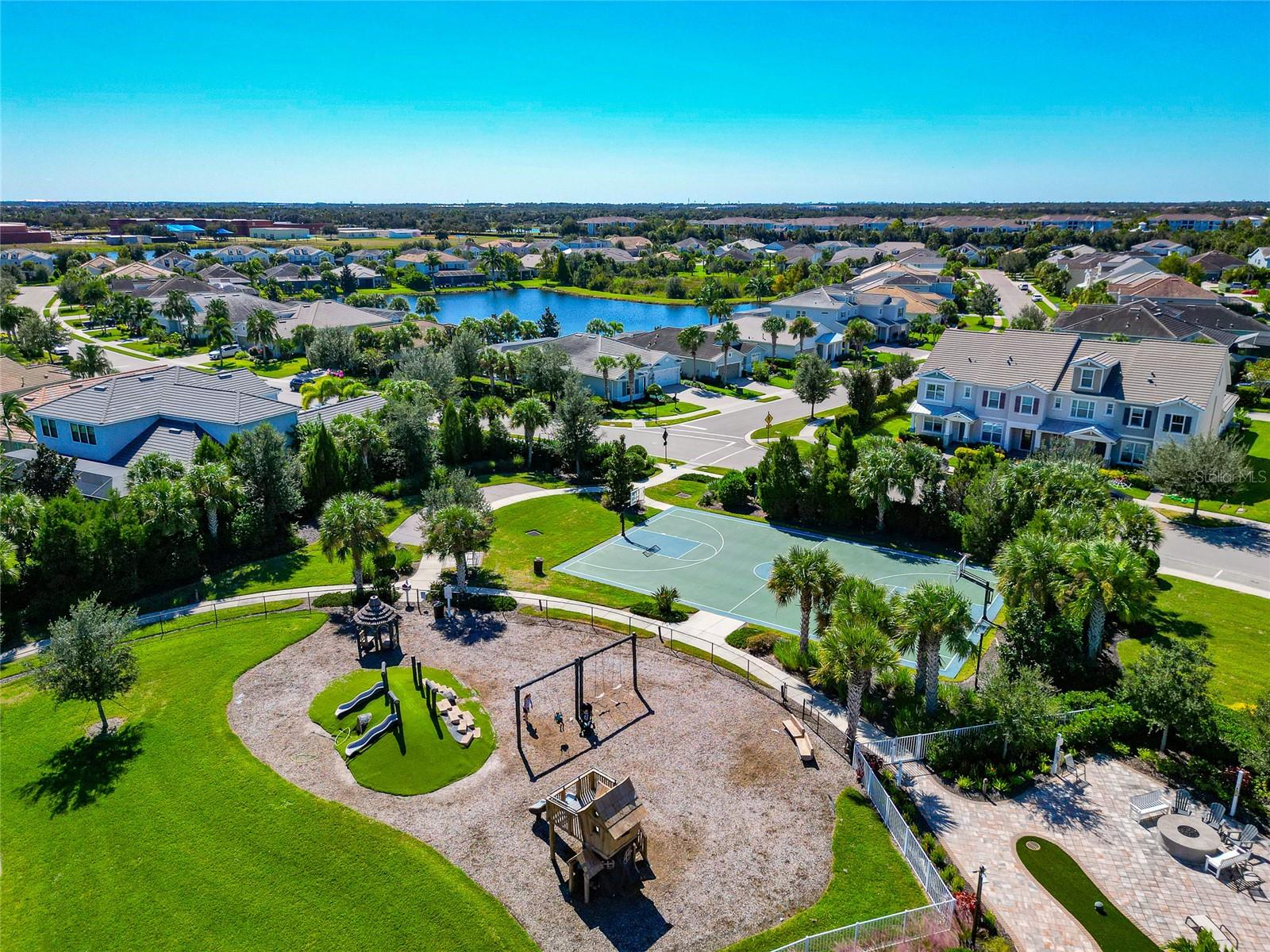 Image 77 of 85 For 12011 Seabrook Avenue