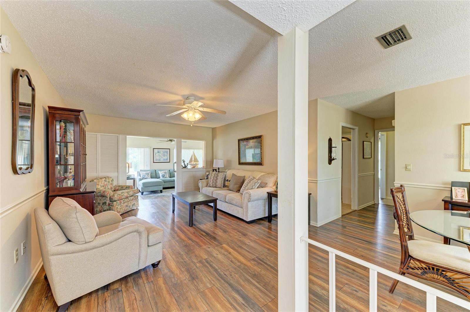 Image 13 of 42 For 6804 19th Avenue W