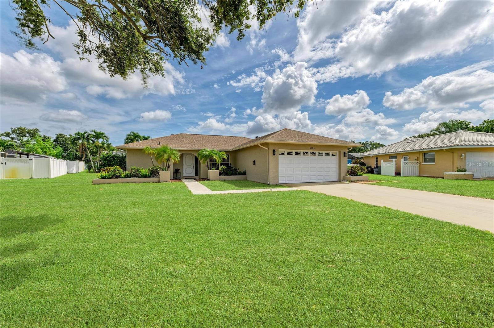 Image 2 of 42 For 6804 19th Avenue W