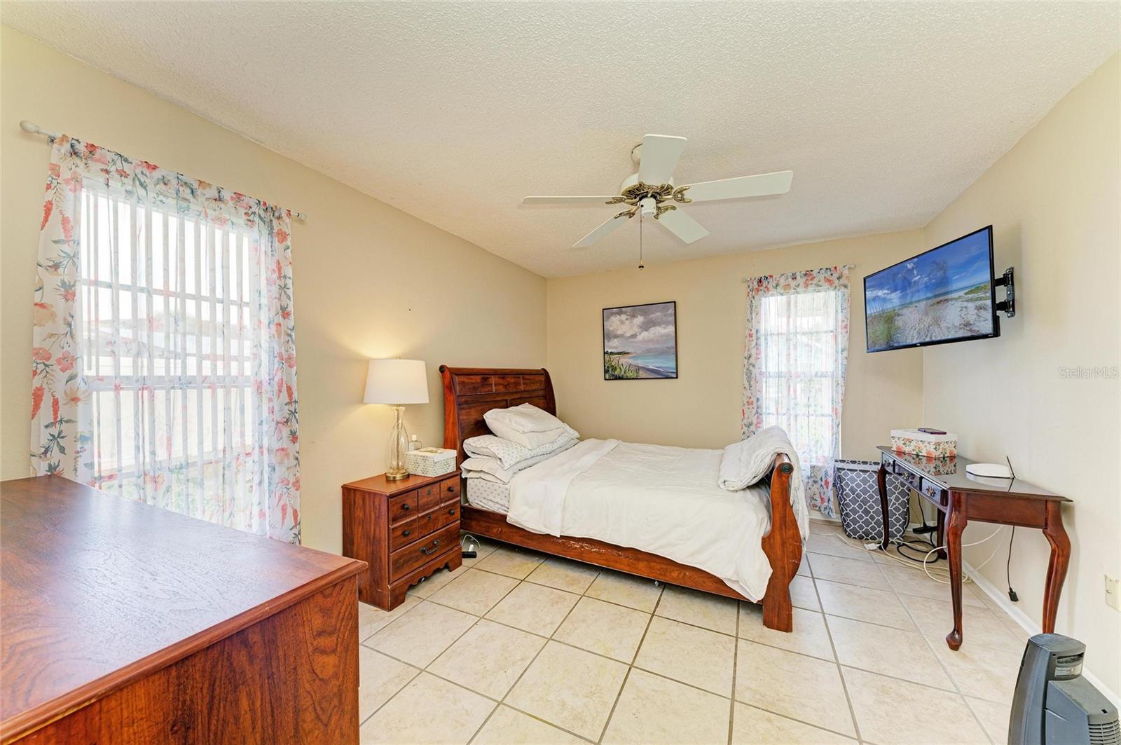 Image 29 of 42 For 6804 19th Avenue W