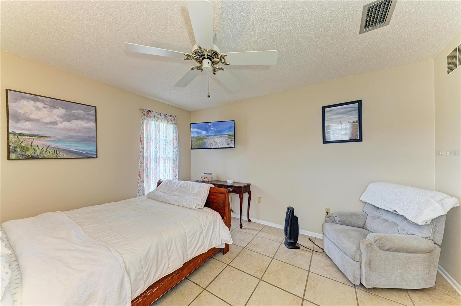 Image 30 of 42 For 6804 19th Avenue W