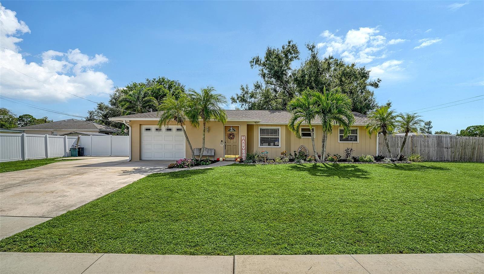 Image 2 of 33 For 4728 Brooksdale Drive