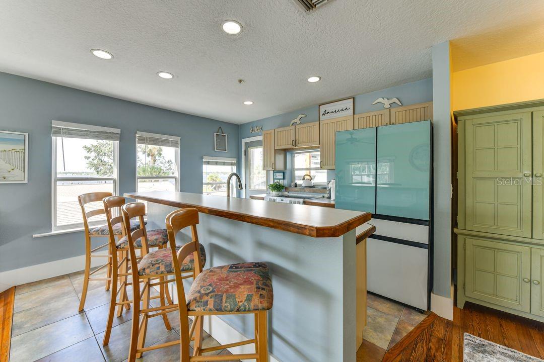 Image 11 of 84 For 1416 Rosslyn Drive