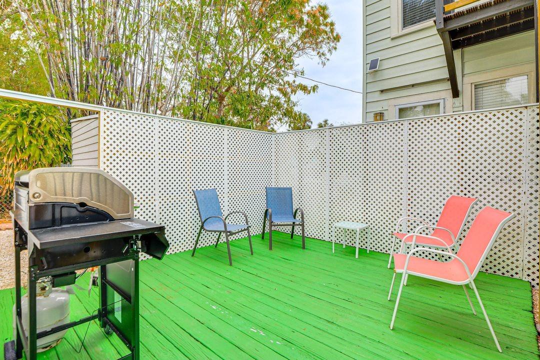 Image 49 of 84 For 1416 Rosslyn Drive