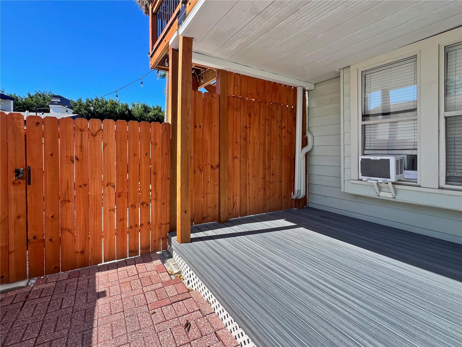 Image 64 of 84 For 1416 Rosslyn Drive