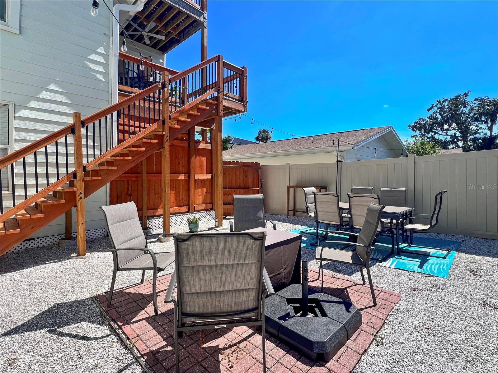 Image 65 of 84 For 1416 Rosslyn Drive