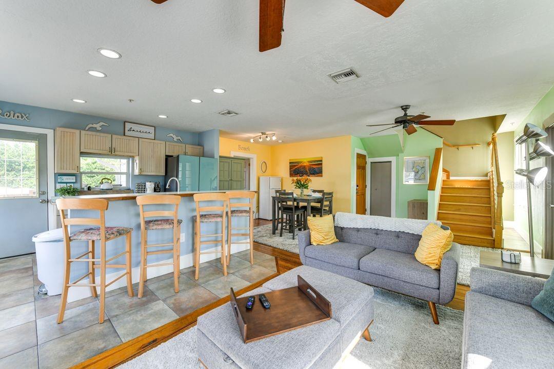 Image 7 of 84 For 1416 Rosslyn Drive