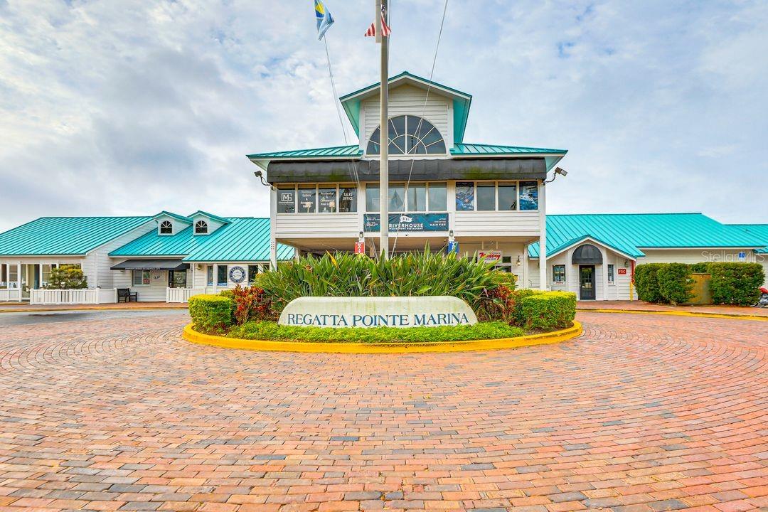 Image 80 of 84 For 1416 Rosslyn Drive