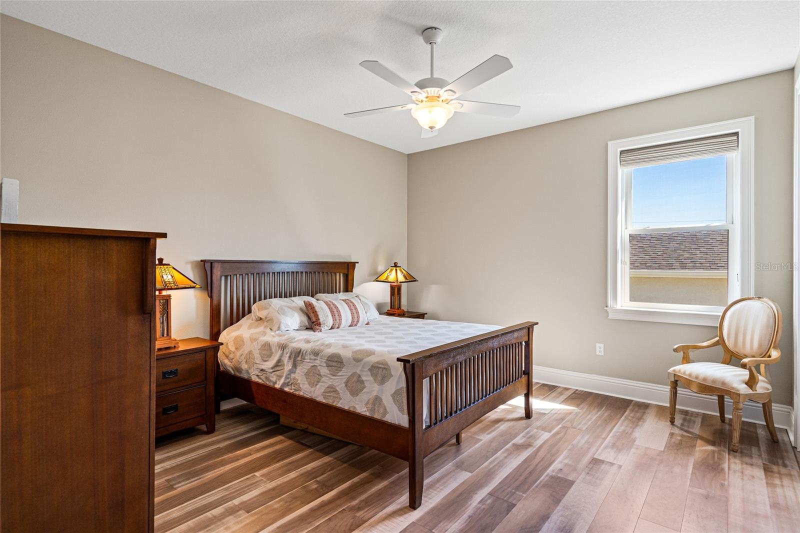 Image 26 of 51 For 3542 Bimini Street