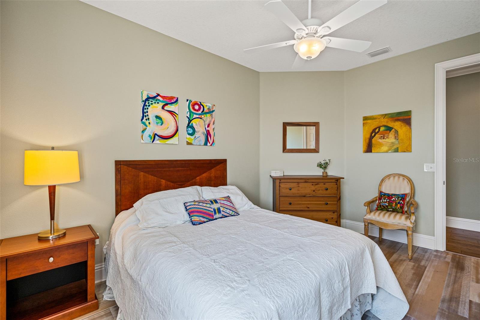 Image 29 of 51 For 3542 Bimini Street