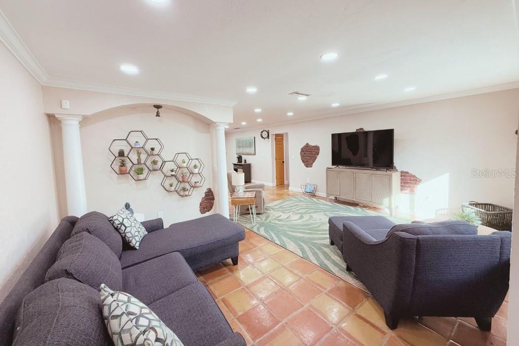 Image 13 of 48 For 4735 Riverwood Circle