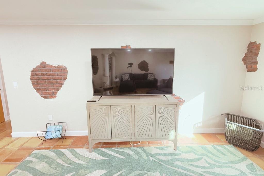 Image 16 of 48 For 4735 Riverwood Circle