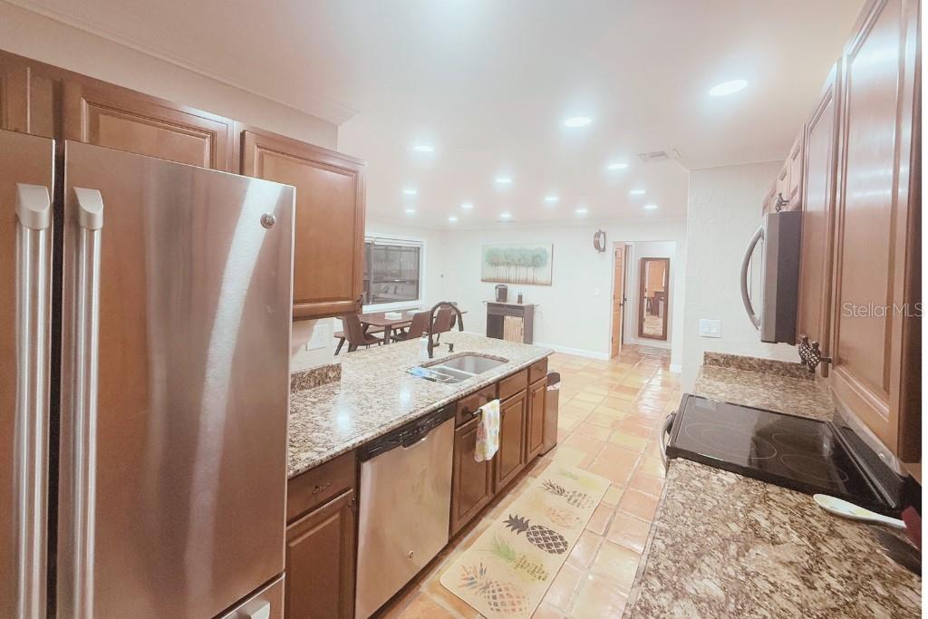 Image 17 of 48 For 4735 Riverwood Circle